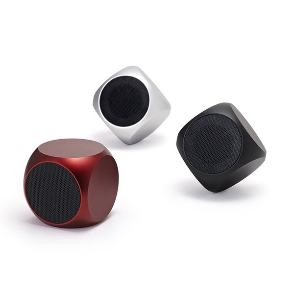 Essential Gadgets for the Modern Living Room - Photo 6 of 7 -