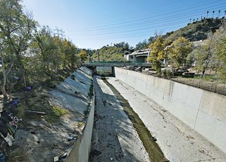 Can Neglected Urban Waterways Like the Los Angeles River Become Thriving Greenways? - Photo 2 of 5 -