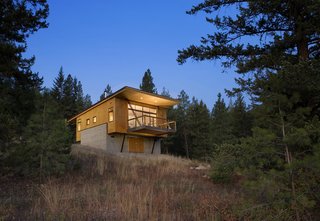 While it was tempting to embed the cabin into the hillside, Balance Associates sought a smarter solution. By elevating the project on two concrete walls, the clients could avoid a costly foundation, improve their view of the landscape, and stay above the thick winter snowfall.