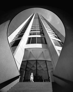 Australia Square Tower, Sydney, 1961-67. Photo © Max Dupain