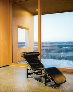 Le Corbusier, Charlotte Perriand, and Pierre Jeanneret designed the LC4 Villa Church lounge for Cassina.