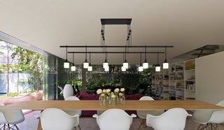 The Lighting Designer Who Has Melded Form with Function for Decades - Photo 6 of 10 -