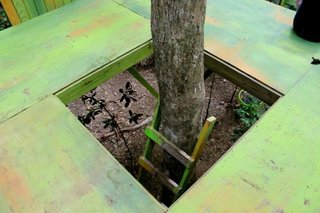 Tree House Retreat Made of Repurposed Materials - Photo 2 of 5 -