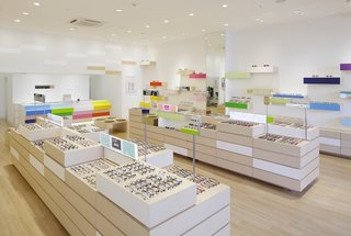French Architect Brings Brilliant Color to Tokyo - Photo 10 of 10 -