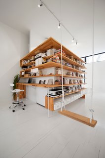 A Transformative Attic Renovation in Montreal - Photo 2 of 6 -