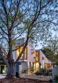 Thin, Mint: A Eco-Friendly House Rises in Compact Quarters - Photo 1 of 5 - The house in Western Australia addresses two main concerns: environmental sustainability and aging in place. 