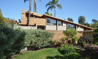 Architect Steven Lombardi has integrated yesterday and today—with a nod to tomorrow—in a the renovation of a multi-generational home originally built in the 1950s.