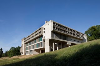 UNESCO Adds 17 Le Corbusier Buildings to Its Storied Ranks - Photo 7 of 8 - Located near Lyon, France, the Couvent Sainte-Marie de la Tourette is known for its monumental concrete form and integration into the landscape. 