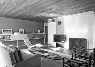 Kansas City Royal - Photo 12 of 15 - Homeowners Robert Barnes and Karen Bisset decided to stick with Breuer’s original interior layout. 