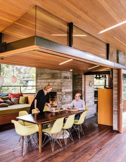 Mary Blodgett and Carlton Calvin initially approached Fung + Blatt to design a ceramics studio on their Southern California property, which contains a 1950s house by modernist architect Calvin Straub. Delighted with the result, they requested additional structures, including a pool house with a dining area that opens to the outdoors.