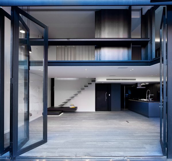 10 Spectacular Modern Abodes - Photo 9 of 10 - Via Design Milk