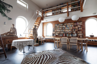 A High-Altitude Cabin, Renovated Farmhouse, and Mobile Prefab Round Out This Week's 10 Best Homes - Photo 9 of 10 - Via Diesgno, photo by Antti Ahtiluoto 