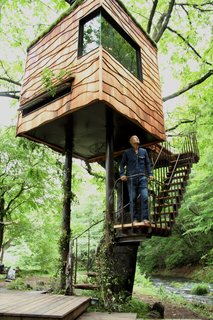 10 Surreal Tree Houses That Will Make Your Childhood Dreams Come True - Photo 4 of 10 - Japanese architect Takashi Kobayashi of the Tree House People has been declared a "tree house master" by Design Made in Japan. Seamlessly integrating nature and design, this tiny tree house is certainly not just for children. 