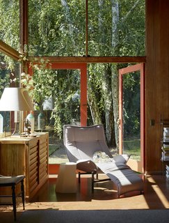 "The windows face east, and we love the open view, so when the sun peeks up in the morning, we have front row seats." -Charles de Lisle 