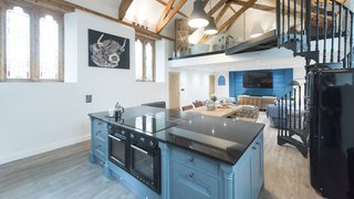 Escape For a Weekend Away at One of These Cornish Retreats That Fuse Old and New - Photo 9 of 14 - A former 19th-century Methodist chapel in the countryside near Padstow, Seraphina was transformed into an open-plan, two-level home with vaulted ceilings and stained-glass windows. 