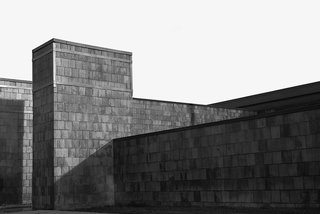 Ode to a Forward-Thinking America: Columbus, Indiana - Photo 15 of 18 - The Columbus Post Office (Kevin Roche, 1970)
