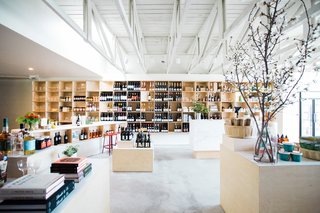 A Modern Liquor Market in Culver City Reminds the Neighborhood to Drink Well - Photo 2 of 8 -