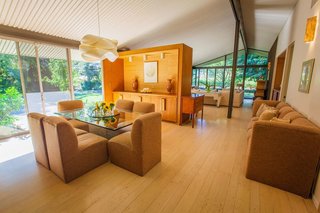 17 Modern Rentals That Give You a Front-Seat View of Incredible Fall Foliage - Photo 2 of 17 -