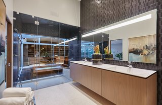 A Hexagonal Midcentury Residence in Southern California Offered at $3.3M - Photo 8 of 9 -