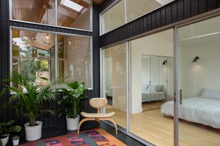 A Family-Run Operation Refreshes a Portland Midcentury, Now Offered at $899K - Photo 2 of 13 -