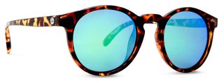 The 5 Outdoorsy Gifts That Every Modern Camper Needs - Photo 2 of 6 - Because every adventurer needs a cool pair of shades. Sunski Dipseas Sunglasses in Emerald Tortoise, $55