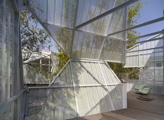 A Perforated Screen Brings Privacy and Natural Light to This Bold Venice Home - Photo 8 of 9 -