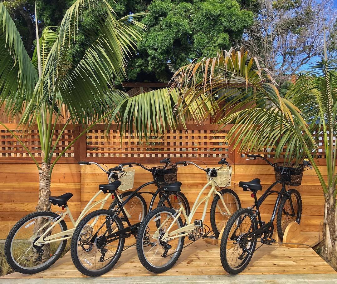 A New Modern Hotel in San Diego Offers Surfing Adventures and Local Hospitality - Photo 7 of 10 - While staying at Surfhouse, you can borrow a seven-speed beach cruiser from Electra Bicycle Company. The area is extremely bike-friendly, so it’s the perfect opportunity to roam around and explore the local restaurants, wine bars, shops, and beaches.
