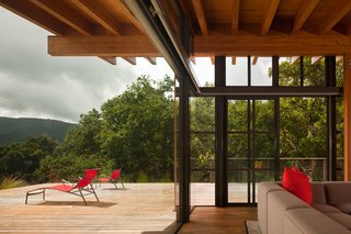 Halls Ridge Knoll Guest House - Photo 1 of 4 - Photography by Nic Lehoux