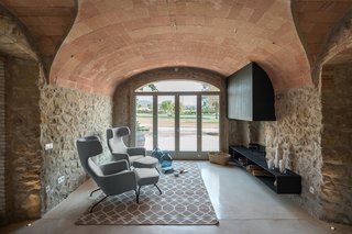 Farmhouse In Girona, Spain - Photo 3 of 13 -
