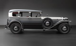 Examining the Architecture of the Art Deco Automobile - Photo 9 of 14 - 1930 Ruxton Model C Sedan, The Richard H. Driehaus Collection at Chicago Vintage Motor Carriage
