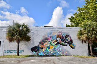 Art and Design Come Together in These 10 Examples of Inspirational Wall Murals - Photo 11 of 12 -