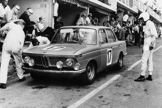 In A Single Lap, The Neue Klasse Launched BMW's Racing Success - Photo 2 of 8 -