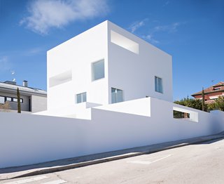 Raumplan House by Alberto Campo Baeza - Photo 2 of 5 -