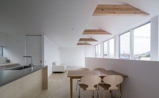 House in Futako by Yabashi Architects & Associates - Photo 2 of 6 -