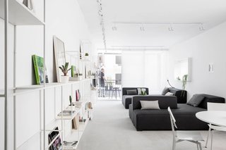 SIG Apartment by Yael Perry - Photo 3 of 8 -