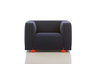 Knoll Inspiration: The Barber Osgerby Collection Grows - Photo 4 of 5 - The Barber Osgerby Compact Armchair for Knoll, 2014. Photograph by Knoll.