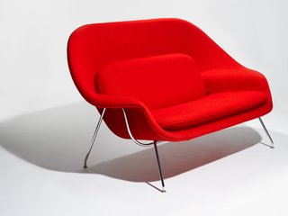 Knoll Inspiration: Reintroducing the Womb Settee - Photo 1 of 8 - The Model 73 Womb Settee designed by Eero Saarinen, 1948. Photograph by Knoll.