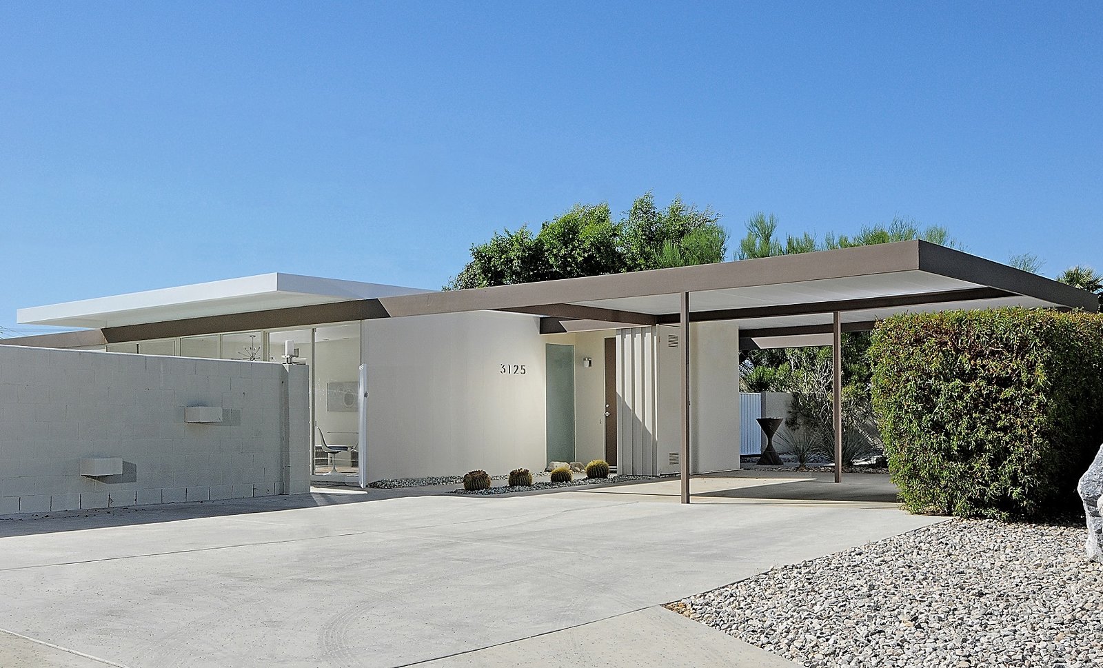 You Can Now Buy One of Palm Springs's Most Historic Homes For 9K Wexler and Harrison's original plan was to create affordable vacation homes for a growing middle class. When this home first went on the market with the others in 1962, it was competitively priced between $13,000 and $17,000.