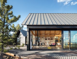 Top 5 Homes of the Week With Incredible Outdoor Spaces - Photo 4 of 5 -