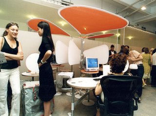 Live from New York - Photo 13 of 15 - Herman Miller RED, 2001