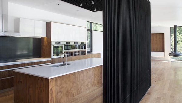 #interior #kitchen #fireplace #tile #kansascity #baulinderhaus #hufft
Photo credit by Mike Sinclair Photo 2 of BauLinder Haus modern home