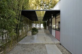 A Look at 10 Iconic Case Study Houses in California - Photo 7 of 10 - The Entenza House by Charles Eames and Eero Saarinen in the Pacific Palisades in Los Angeles.