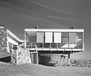 Dive Into a Visually Stunning Book That Celebrates Modernist Architecture and its Evolution - Photo 4 of 10 - Marcel Breuer: Starkey House in Duluth, Minnesota, 1955