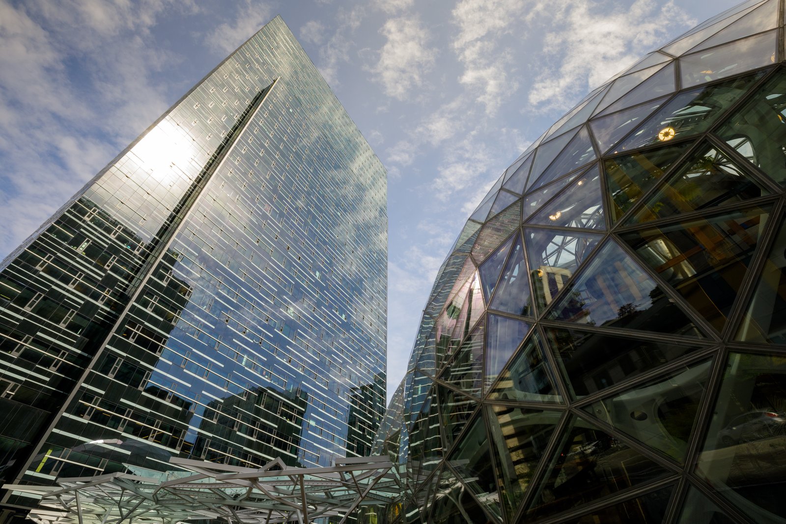 The Spheres form a dramatic addition to the Amazon headquarters and a landmark in downtown Seattle, demonstrating the company’s long-standing commitment to the city of which it is a part.