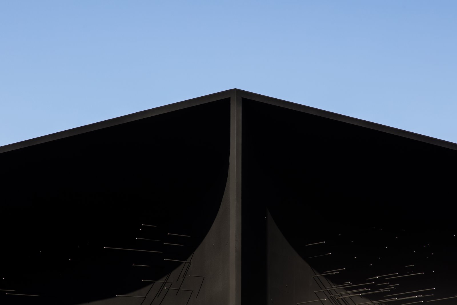 The building also references the traditional temple architecture of South Korea.