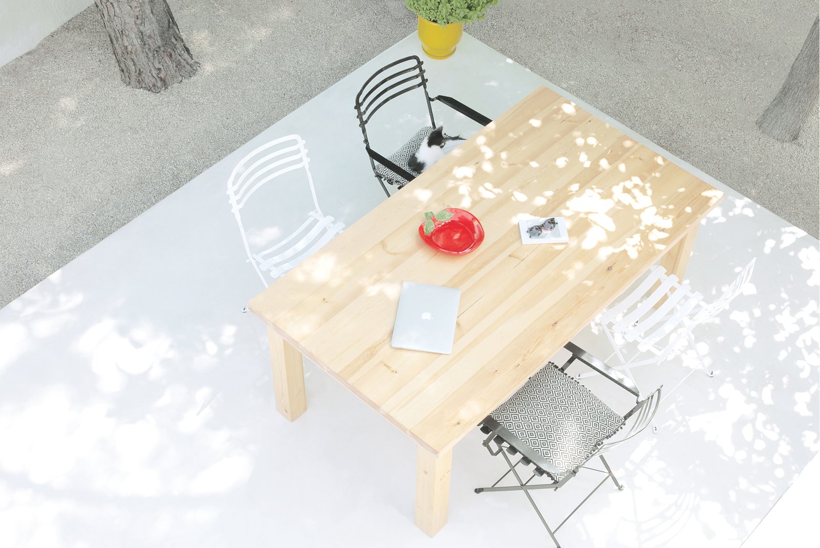 A patio enables guests to dine al fresco.