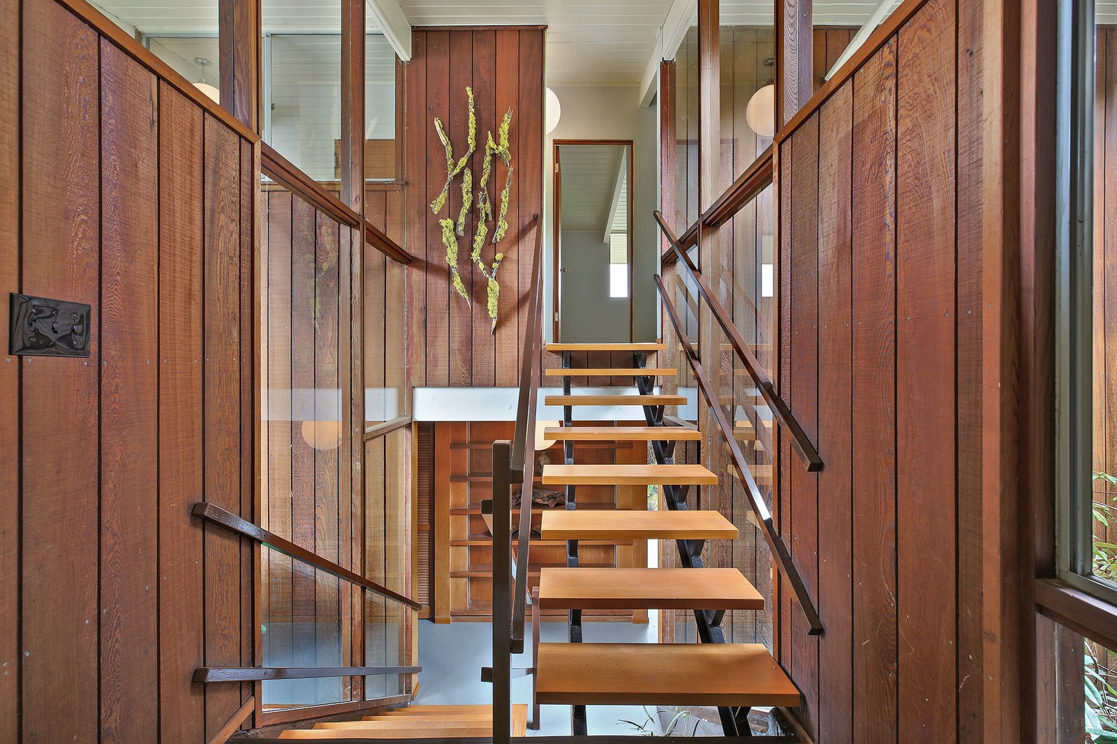 The floating staircase gives