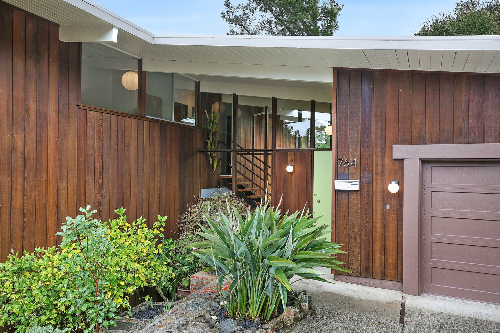 Two-story Eichlers are a rare breed.