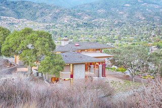 An Architectural Feat in Silicon Valley Tames a Rocky Landscape - Photo 2 of 8 - The Haas residence occupies the largest plot in a cul-de-sac containing six homes. Yaconelli and his team used tractors to reposition the enormous boulders that blocked the building site, nestling them into the vicinity.