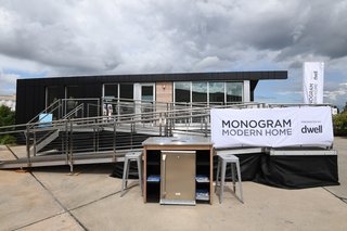 This year, Seattle-based Method Homes teamed up again with Monogram and Dwell to build the traveling prefab.